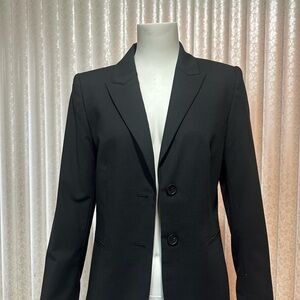 Karl Lagerfeld Black Women's Tailored Two-Button Blazer